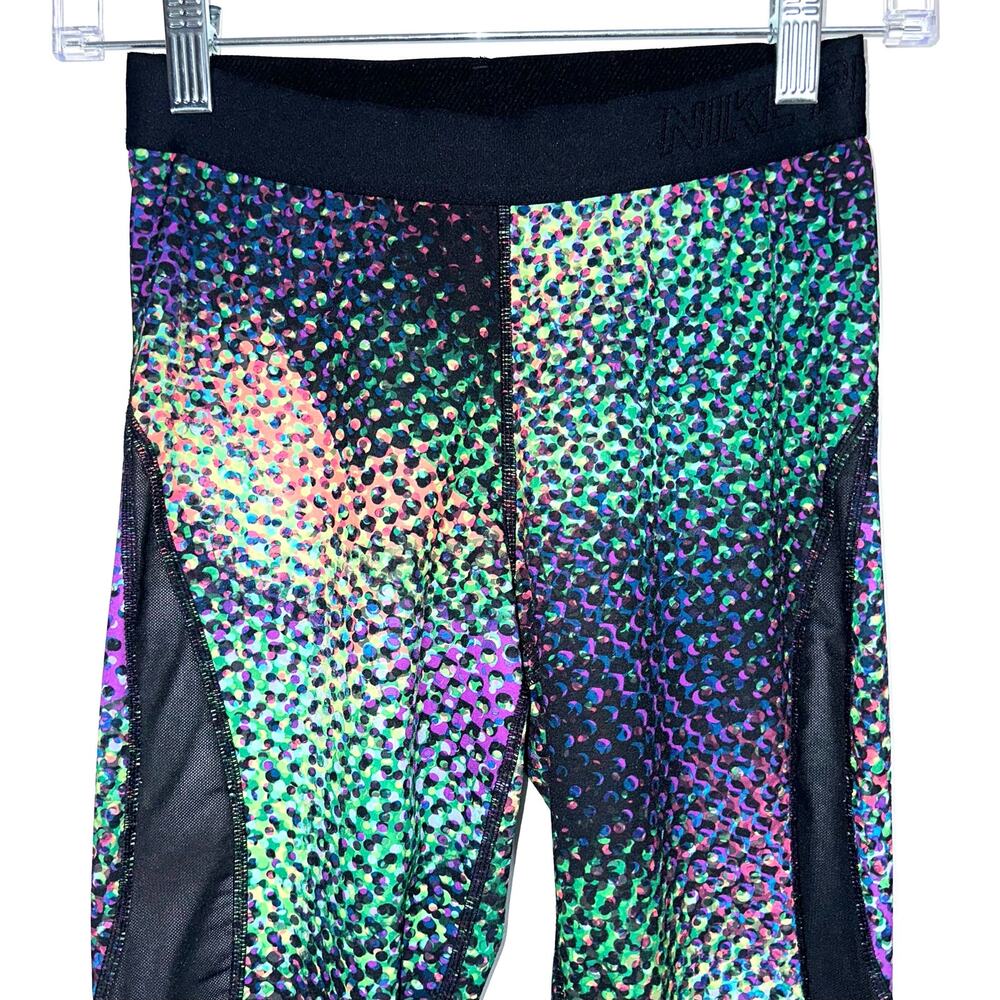 Nike Pro Hypercool Multicolor Pattern Mesh Capri … - image 3